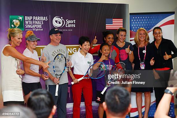President Micky Lawler, player Bethanie Mattek-Sands, US Ambassador to Singapore Kirk Wagar, Singapore Minister for Culture, Community and Youth...