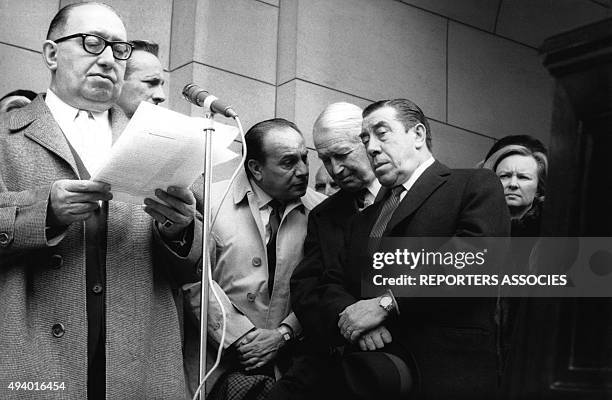 Fernandel à l'enterrement d'Henri Varna, News Photo