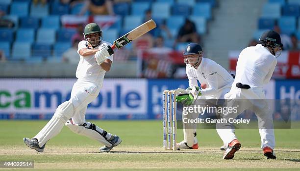 Younis Khan of Pakistan bats during day three of the 2nd test match between Pakistan and England at Dubai Cricket Stadium on October 24, 2015 in...