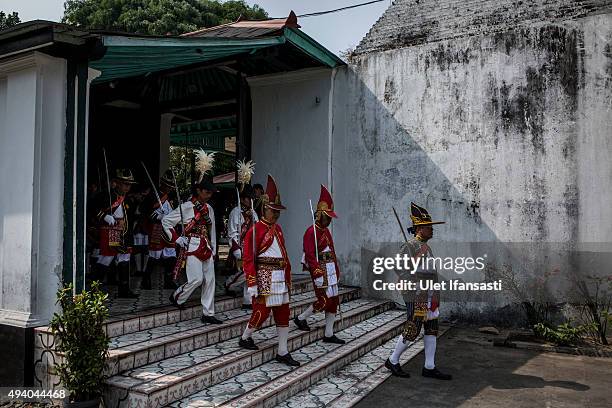 Soldiers of Kraton Yogyakarta palace prepare to welcome Queen Margrethe II of Denmark at Kraton Yogyakarta Palace on October 24, 2015 in Yogyakarta,...