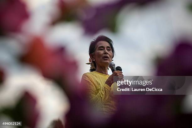 Aung Sun Suu Kyi, leader of Myanmar's National League for Democracy Party, campaigns in her constituency on October 24, 2015 in Kawhmu, Myanmar. Suu...