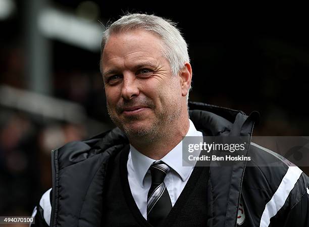 Fulham manager Kit Symons looks on ahead of the Sky Bet Championship match between Fulham and Reading on October 24, 2015 in London, United Kingdom.