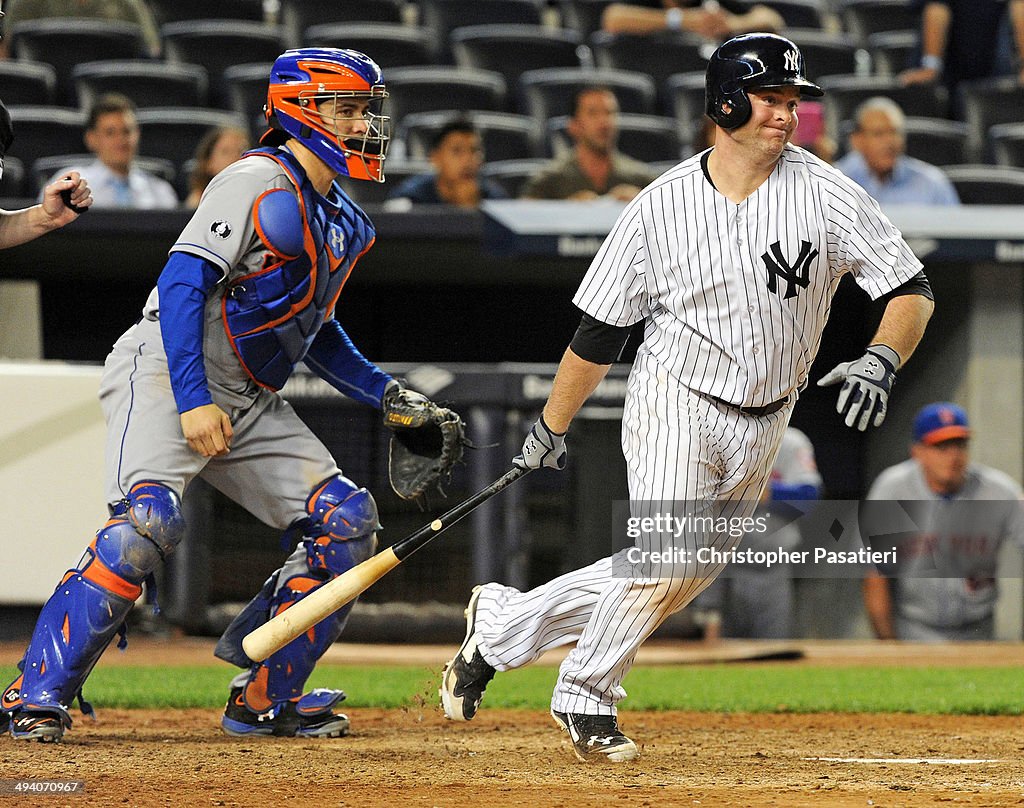 New York Mets v New York Yankees