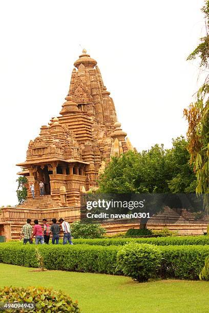 khajuraho temple - khajuraho stock pictures, royalty-free photos & images