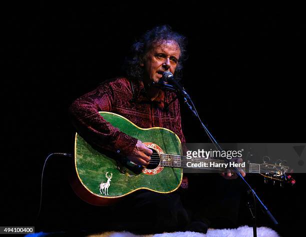 Donovan performs at Portsmouth Guildhall on October 24, 2015 in Portsmouth, United Kingdom.