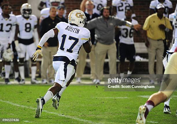 Lance Austin of the Georgia Tech Yellow Jackets returns a blocked field goal attempt to score the game-winning 78 yard touchdown against the Florida...