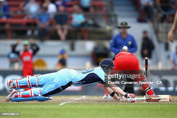 Blues captain Steve Smith avoids a runout during the Matador BBQs One Day Cup final match between New South Wales and South Australia at North Sydney...