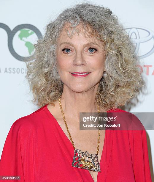 Actress Blythe Danner arrives at Environmental Media Association Hosts Its 25th Annual EMA Awards Presented By Toyota And Lexus at Warner Bros....