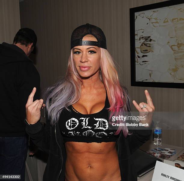 Ashley Massaro attends day 2 of Chiller Theatre Expo on October 24, 2015 in Parsippany NJ, United States.