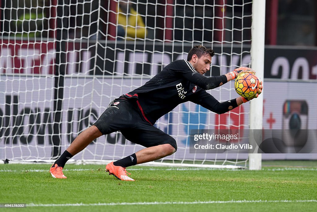 AC Milan v US Sassuolo Calcio - Serie A