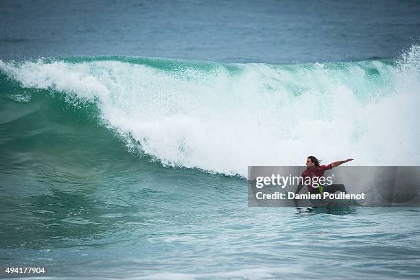 Matt Wilkinson of Australia surfs during Round 3 of Moche Rip Curl Pro> on October 25, 2015 in Peniche, Portugal.