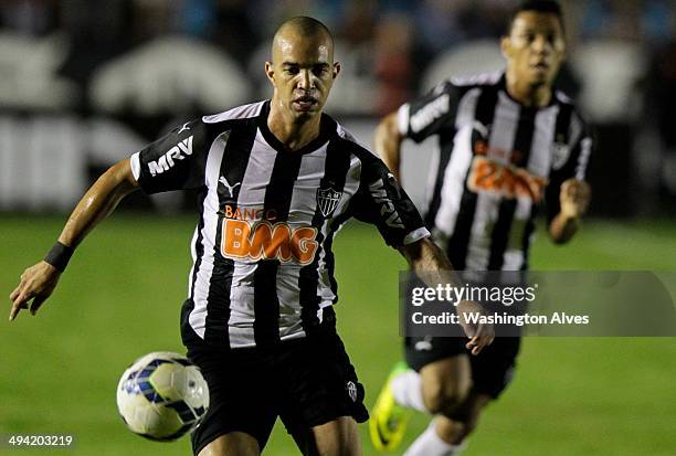 Diego Tardelli of Atletico MG in action during a match between Atletico MG and Fluminense as part of Brasileirao Series A 2014 at Joao Lamego Stadium...