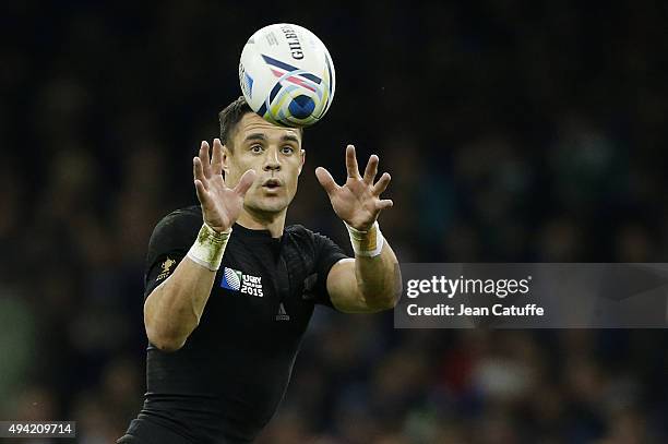 Carter Rugby Dan Carter All Blacks Photos and Premium High Res Pictures - Getty Images