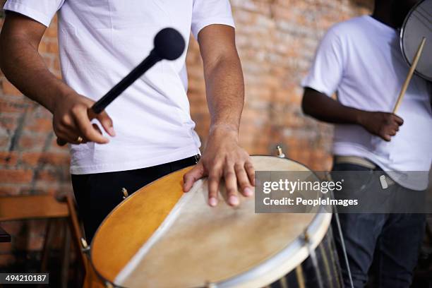 la música sweet - instrumentos de percusión fotografías e imágenes de stock
