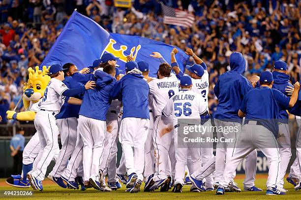 The Kansas City Royals celebrate the 4-3 victory against the Toronto Blue Jays in game six of the 2015 MLB American League Championship Series at...