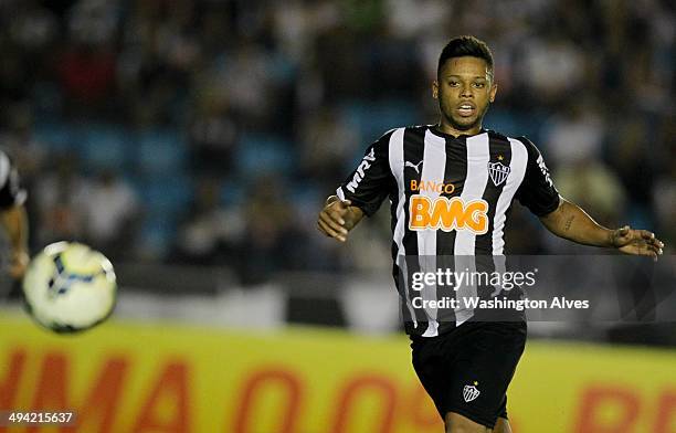 Diego Andre of Atletico MG in action during a match between Atletico MG and Fluminense as part of Brasileirao Series A 2014 at Joao Lamego Stadium on...