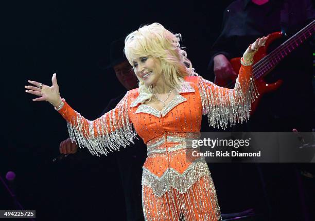 Dolly Parton performs during a concert to benefit Dolly's Imagination Library & Dr. Robert F. Thomas Foundation at The University of Tennessee's...