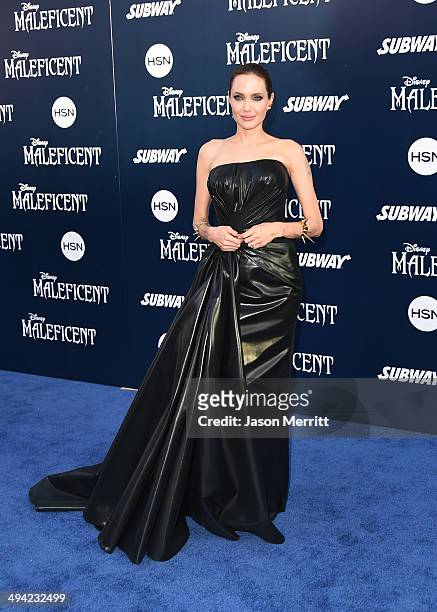 Actress Angelina Jolie attends the World Premiere of Disney's 'Maleficent' at the El Capitan Theatre on May 28, 2014 in Hollywood, California.