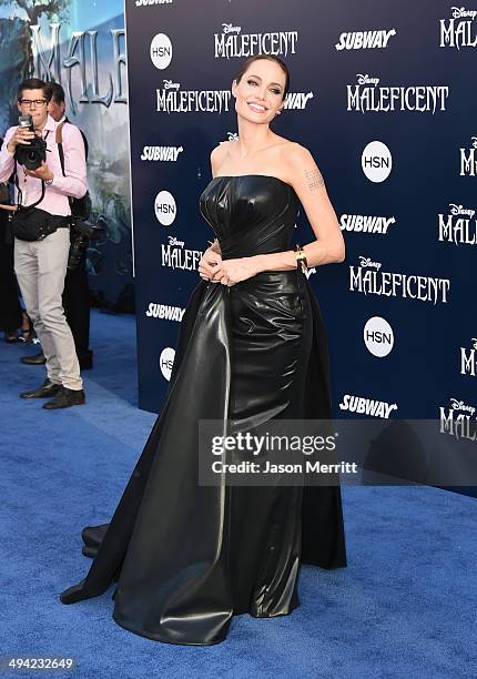 Actress Angelina Jolie attends the World Premiere of Disney's 'Maleficent' at the El Capitan Theatre on May 28, 2014 in Hollywood, California.