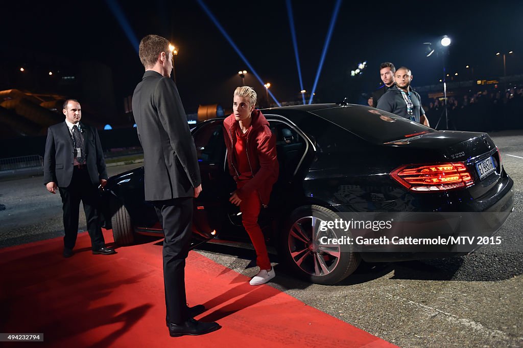 MTV EMA's 2015 - VIP Arrivals