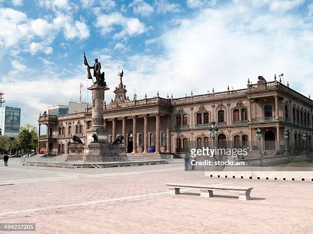 palacio de gobierno, monterrey, mexique - monterrey mexico photos et images de collection