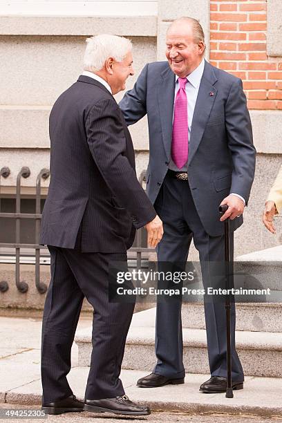 King Juan Carlos meets president of Panama Ricardo Martinelli at Zarzuela Palace on May 28, 2014 in Madrid, Spain.