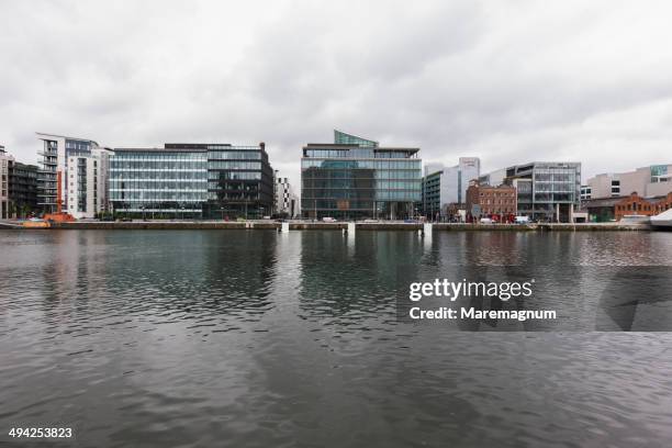 the docks  on the liffey river - dublin historic stockfoto's en -beelden