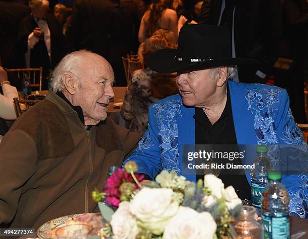 General Chuck Yeager and Singer/Songwriter Roy Clark attend The Country Music Hall of Fame 2015 Medallion Ceremony at the Country Music Hall of Fame...