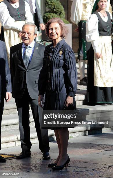 Queen Sofia arrives at the Reconquista Hotel on October 23, 2015 in Oviedo, Spain.