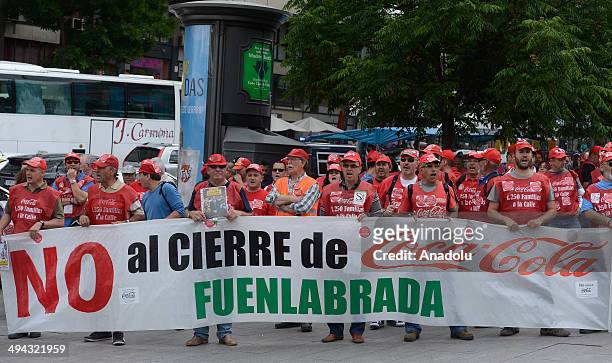 Coca Cola Iberian Partners' workers keep their protest staged against the decision of closing 4 factories and disemployment 1250 workers, outside the...
