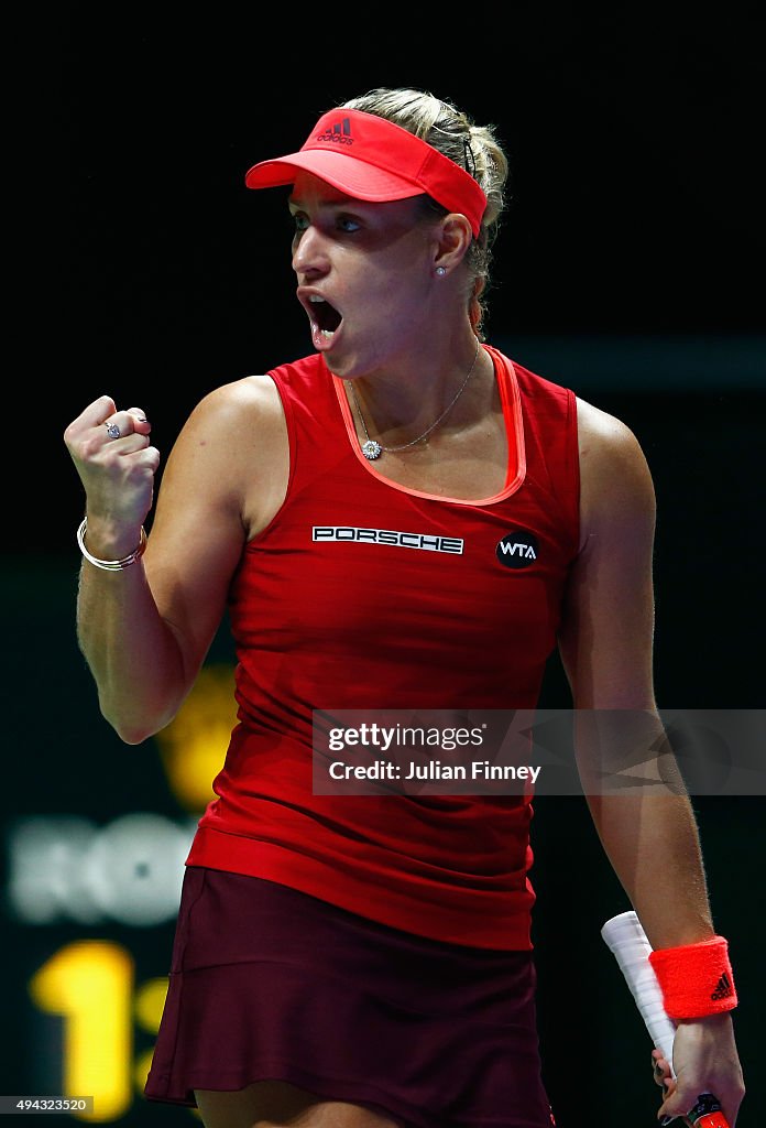 BNP Paribas WTA Finals: Singapore 2015 - Day Two