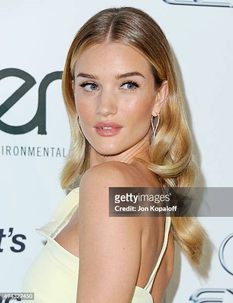 Actress Rosie Huntington-Whiteley arrives at Environmental Media Association Hosts Its 25th Annual EMA Awards Presented By Toyota And Lexus at Warner...