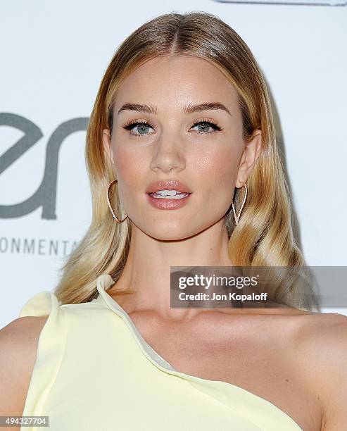 Actress Rosie Huntington-Whiteley arrives at Environmental Media Association Hosts Its 25th Annual EMA Awards Presented By Toyota And Lexus at Warner...