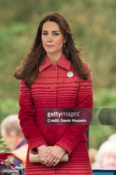 Catherine, Duchess of Cambridge attends visits MacRostyy Park during an official visit to Scotland on May 29, 2014 in Crieff, Scotland.