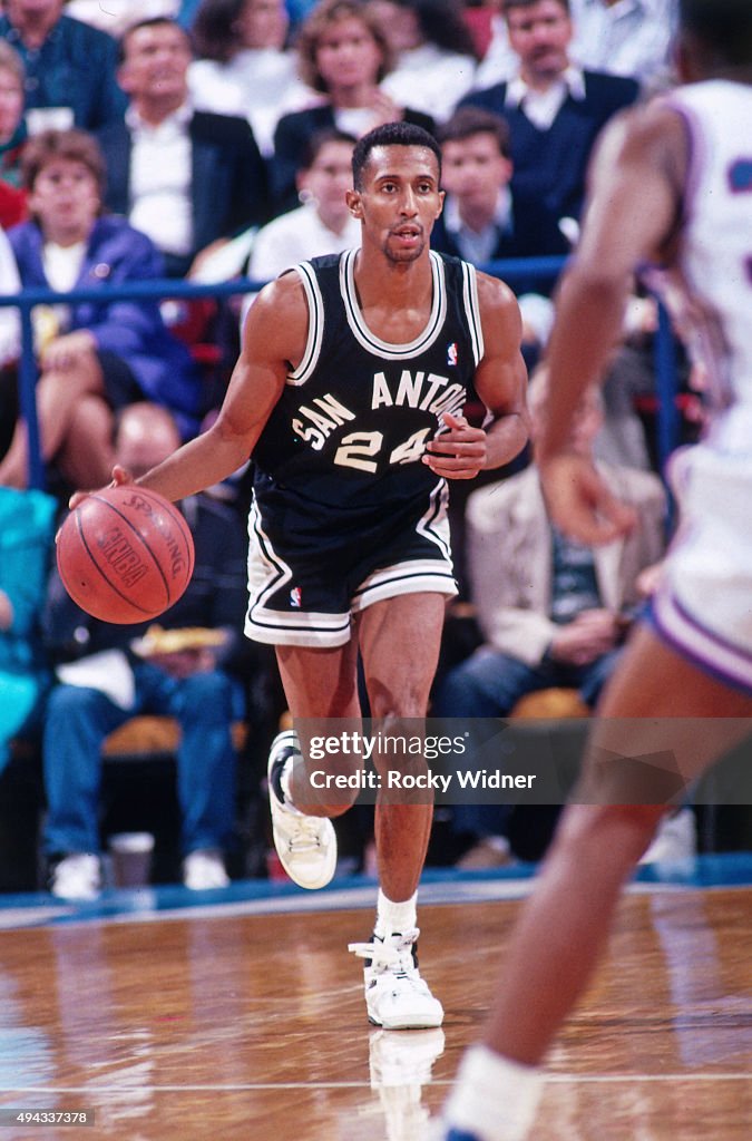 San Antonio Spurs v Sacramento Kings