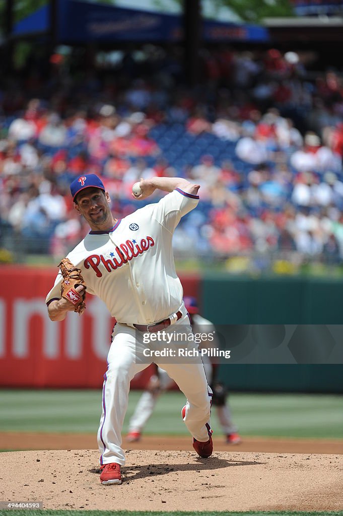 Cincinnati Reds v Philadelphia Phillies