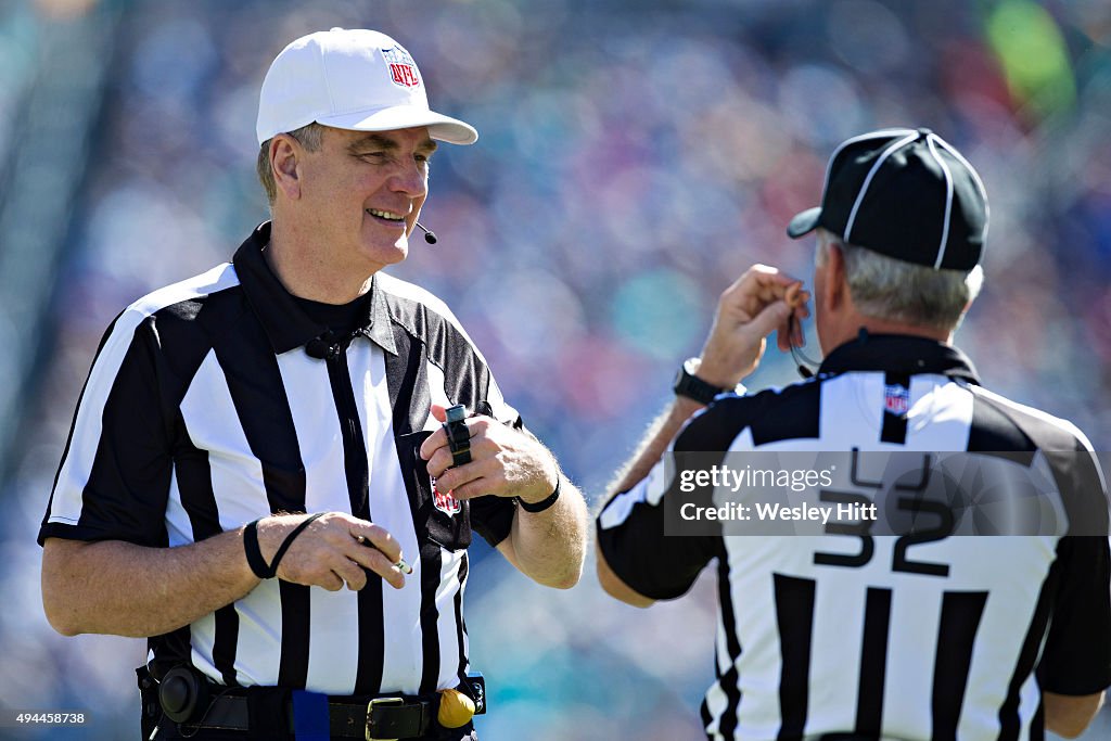Miami Dolphins v Tennessee Titans