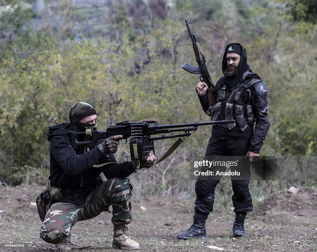 Special Team of Turkmens against Assad and Russian attacks