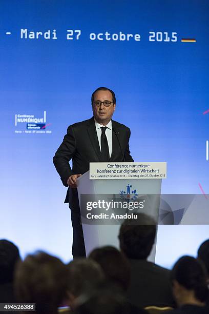 French President Francois Hollande delivers a speech during the France-Germany digital conference at the Elysee palace on October 27, 2015 in Paris,...