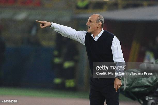 Delio Rossi head coach of Bologna FC gestures during the Serie A match between Bologna FC and FC Internazionale Milano at Stadio Renato Dall'Ara on...
