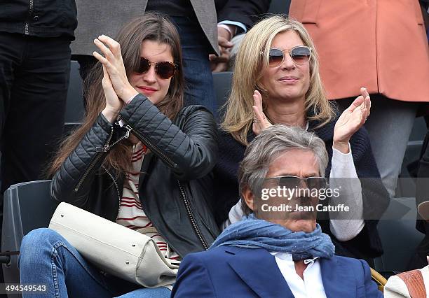 Michele Laroque, her daughter Oriane Deschamps, below them Dominique Desseigne attend Day 5 of the French Open 2014 held at Roland-Garros stadium on...