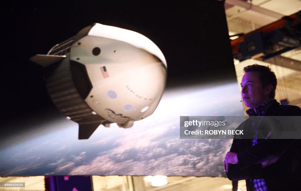 US-SPACE-SPACEX-DRAGON V2 SPACECRAFT-ELON MUSK