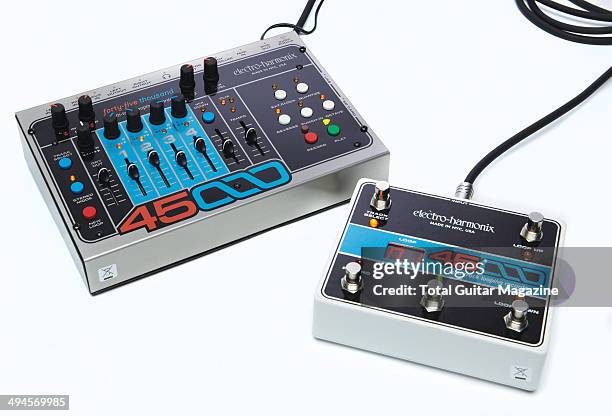 Multitracks Controller Multitrack Photos and Premium High Res Pictures - Getty Images