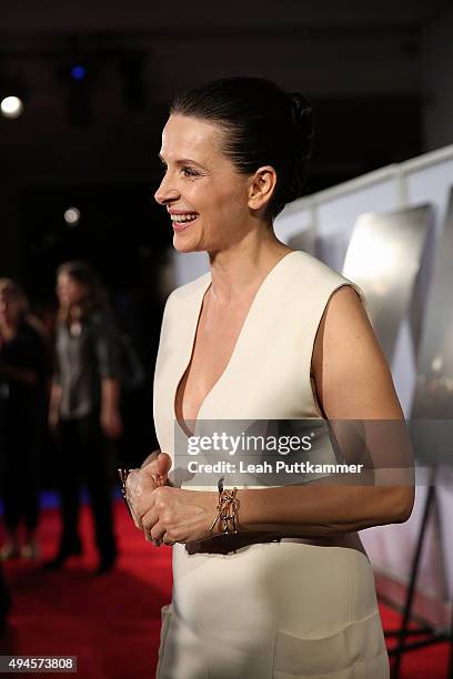 Actress Juliette Binoche attends the Washington, DC premiere of "The 33" at The Newseum on October 27, 2015 in Washington, DC.