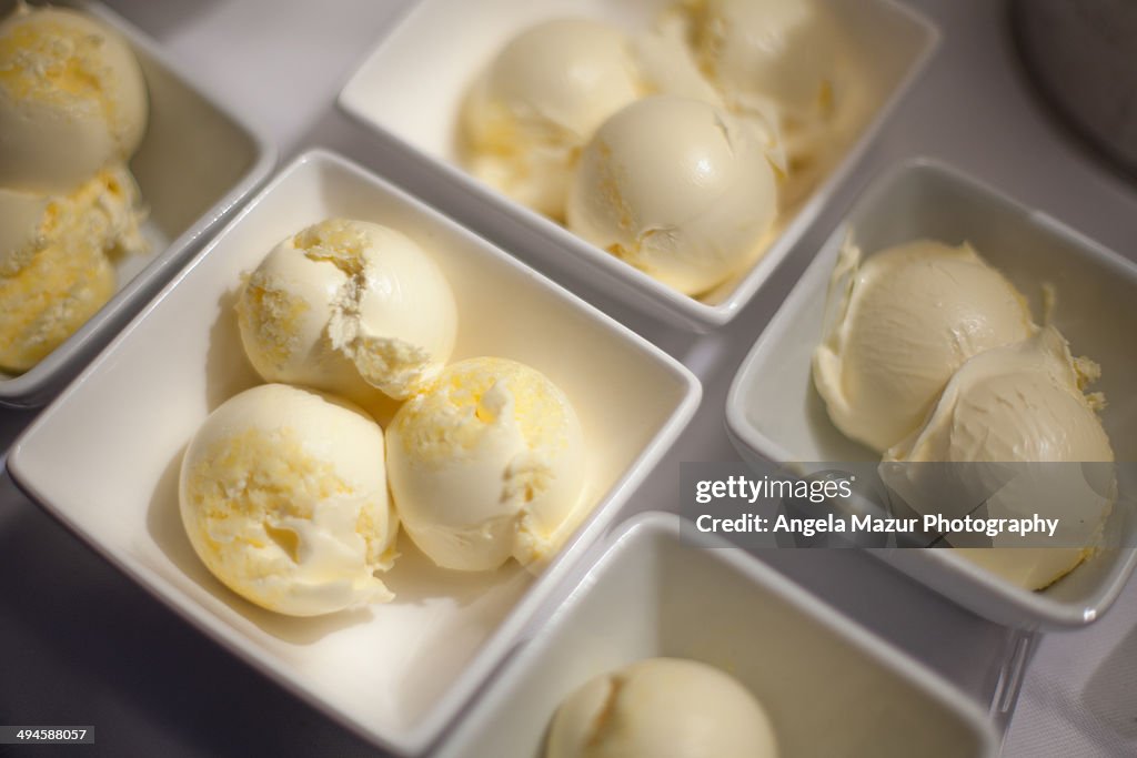 Vanilla Ice Cream Balls