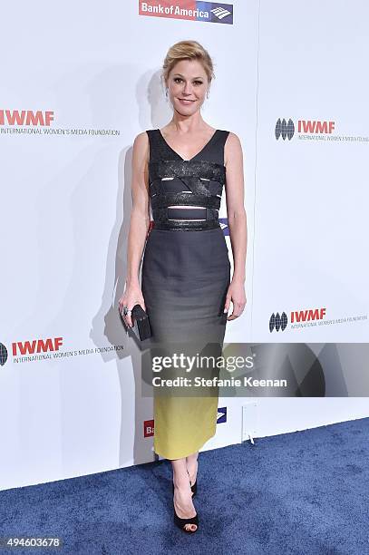 Julie Bowen attends 2015 International Women's Media Foundation Courage Awards Los Angeles at Regent Beverly Wilshire Hotel on October 27, 2015 in...