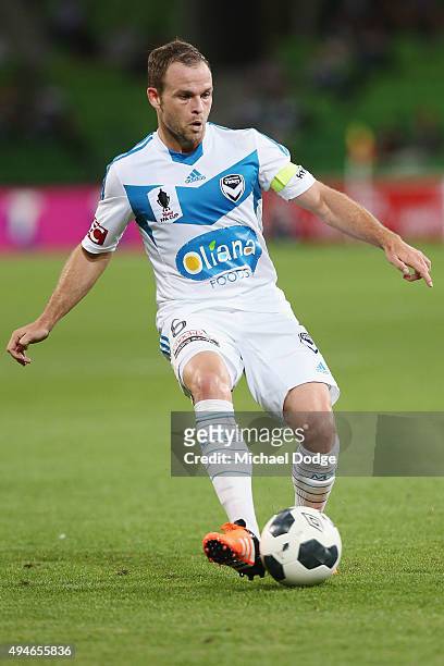Leigh Broxham of the Victory kicks the ball during the FFA Cup Semi Final match between Hume City and Melbourne Victory at AAMI Park on October 28,...