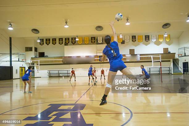 cancha de voleibol - high school volleyball fotografías e imágenes de stock