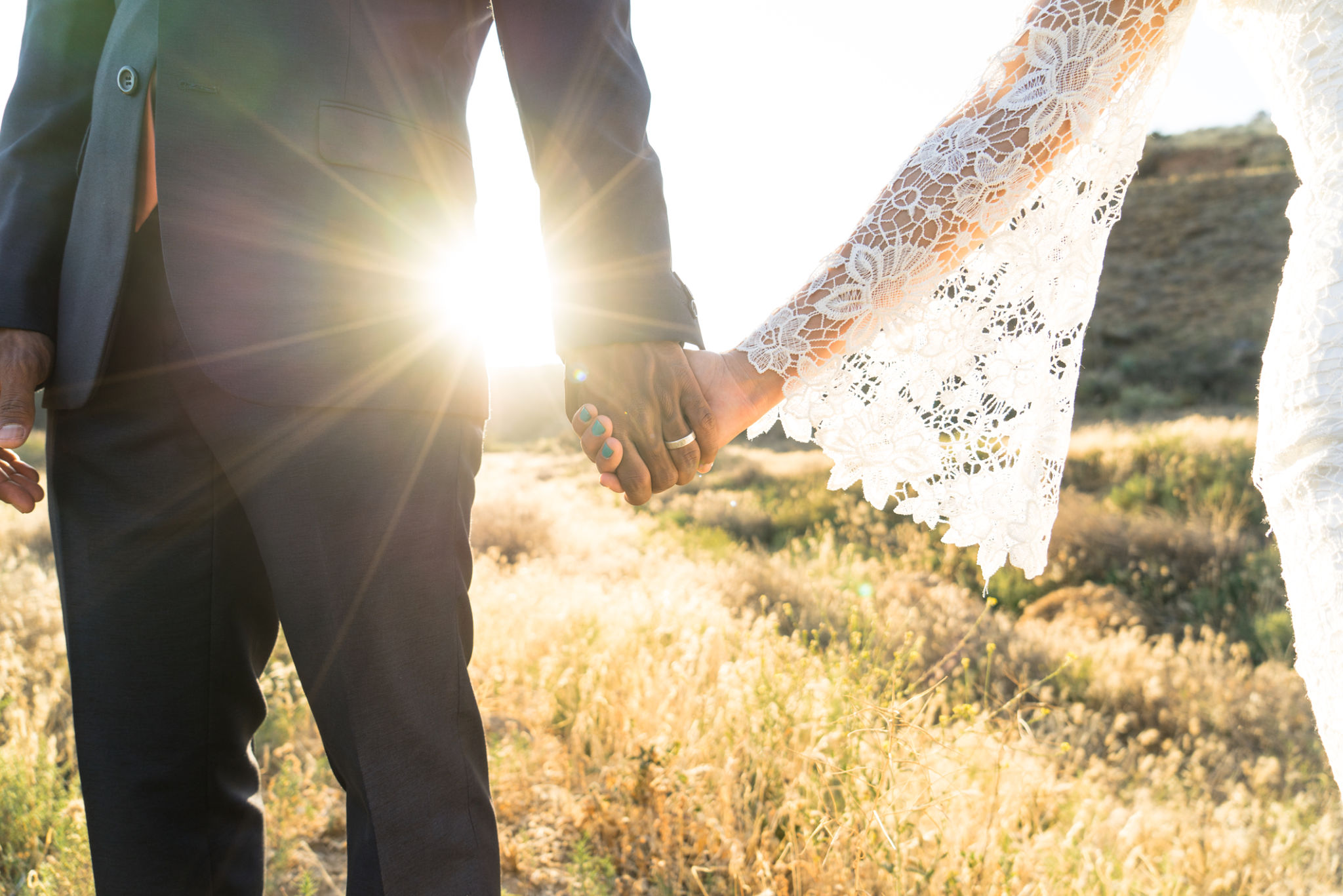 outdoor wedding photos