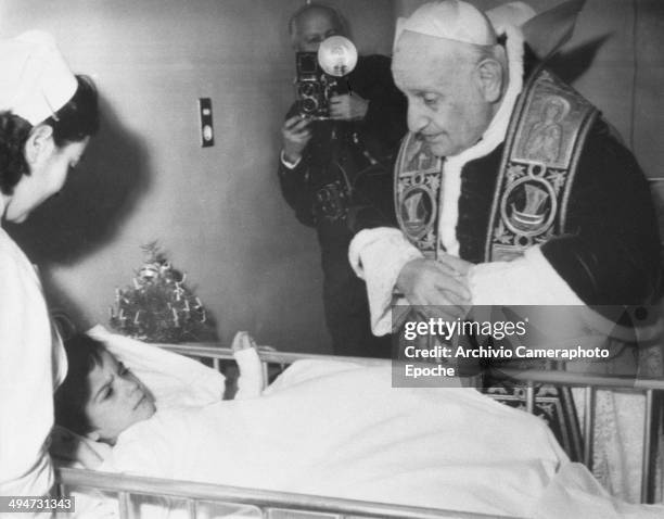 Giovanni XXIII at the Bambino Gesu hospital Dec 26 1962 .